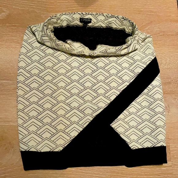 NWOT Black Two Piece Skirt & Racerback Crop Top - Picture 7 of 8